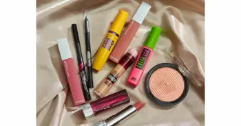 Maybelline Cult Classics Makeup Prize Bundles