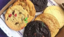 Insomnia Cookies $500 (5) Giveaway 9/27