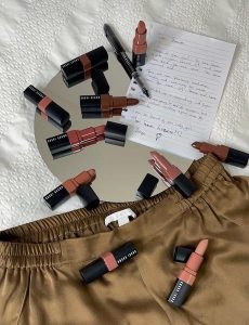 Win the Lunya Bobbi Brown Self-Love Letter Giveaway - 25 Winners! Self-Love Letter Giveaway