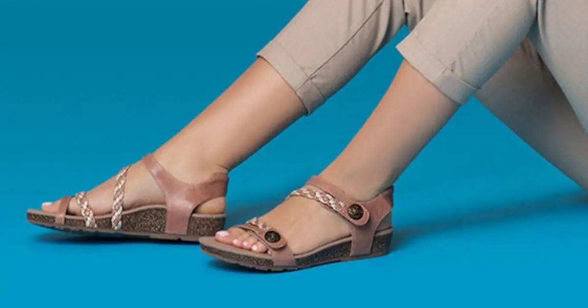 Aetrex Jillian Braided Quarter Strap Sandals Giveaway